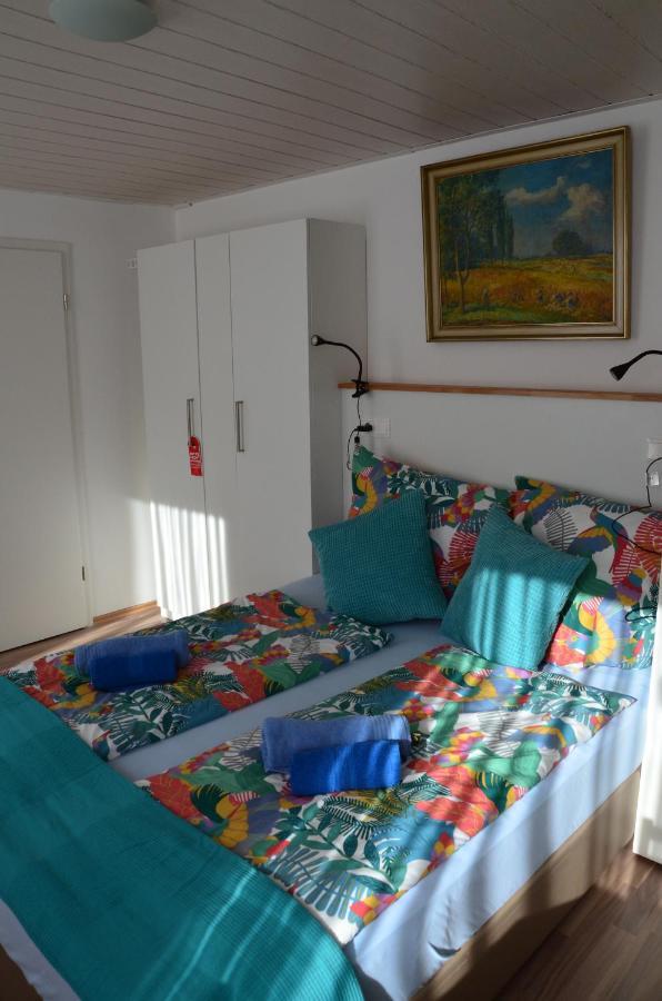 Gasthaus Loewen Hotell Unterreichenbach Eksteriør bilde